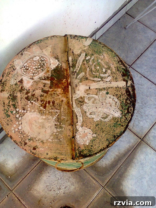 Top view of the rusty barrel before renovation