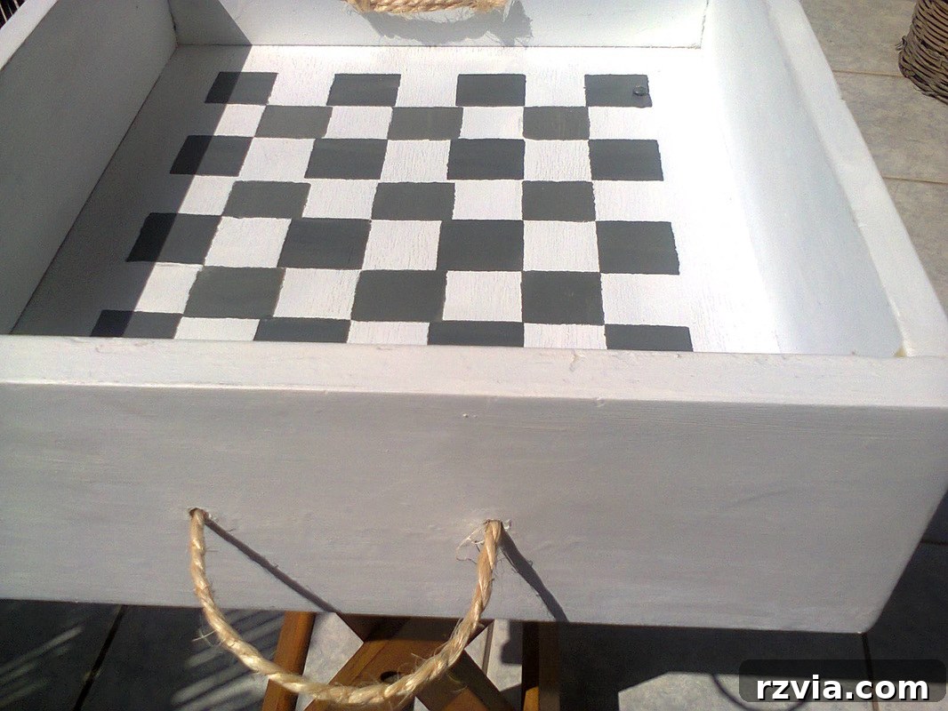 painted checker design on drawer, Pieces of a table, www.theboondocksblog.com