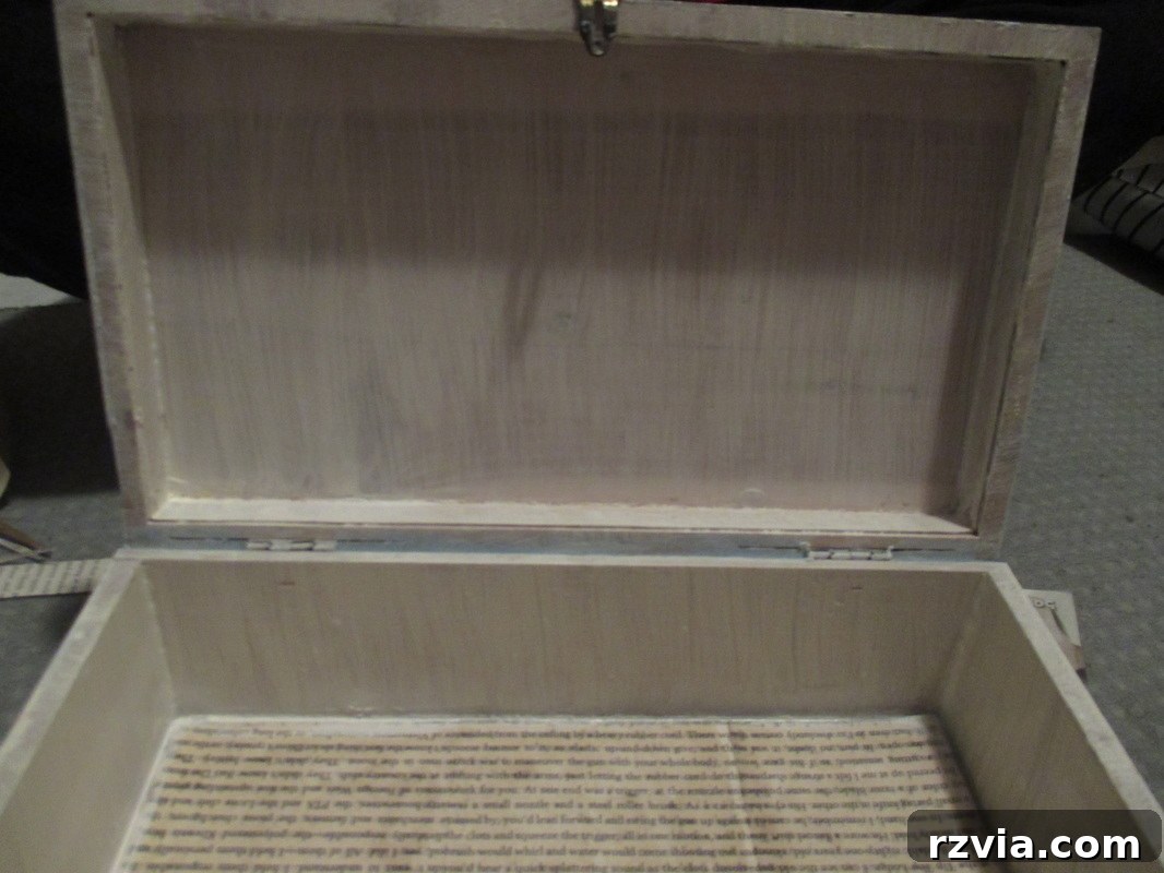 Painting the inside of the gift box with white chalk paint for a distressed, vintage look. DIY personalized gifts for writers at www.theboondocksblog.com