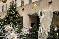 Marveling at Rockefeller Center’s Iconic Tree