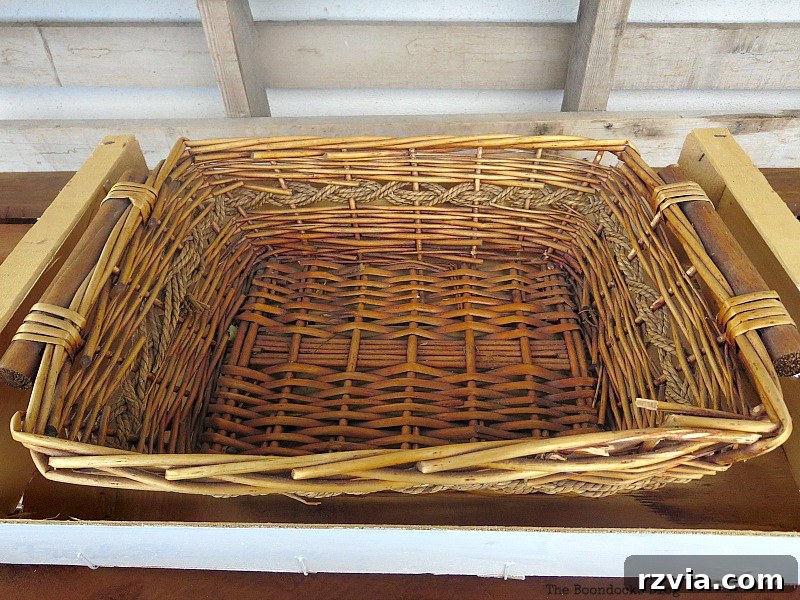 The basket, Easy DIY Fall Eucalyptus Vignette www.theboondocksblog.com