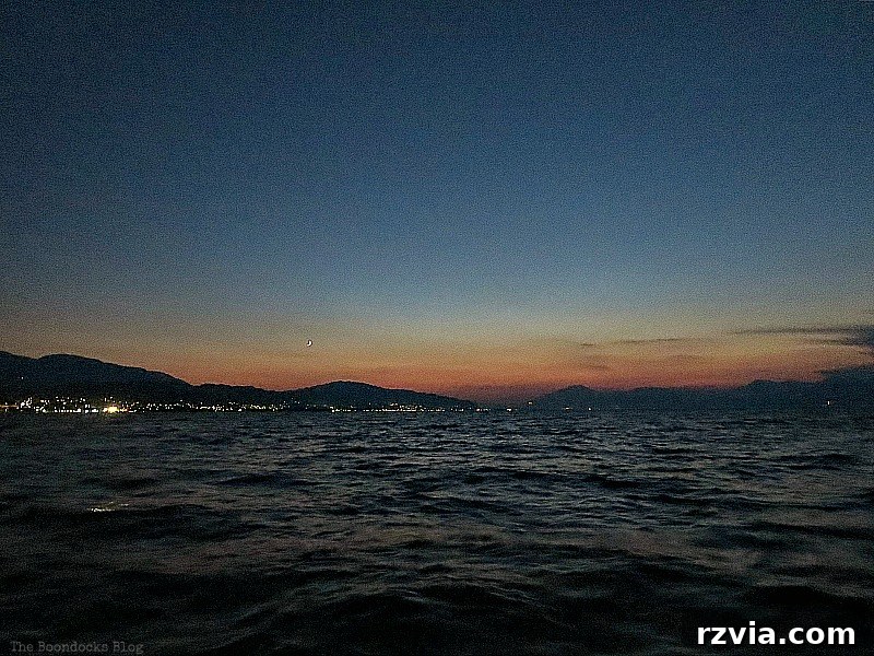 Nightfall settling in, with the last traces of the magnificent sunset