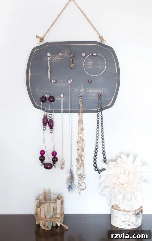20 Heartfelt DIY Mother's Day Gifts She'll Treasure 23 DIY jewelry organizer made from scrap wood with buttons