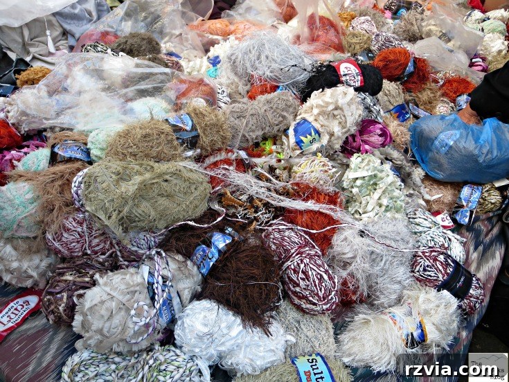 yarn stall, the People's market - www.theboondocksblog.com