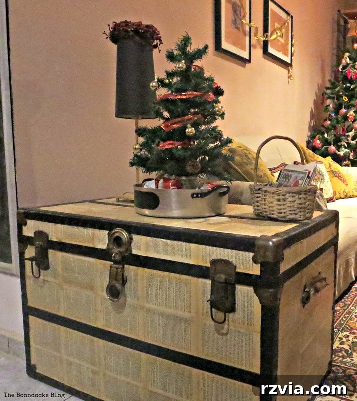 Christmas Trunk, Home for Christmas Blog Hop - The Boondocks Blog