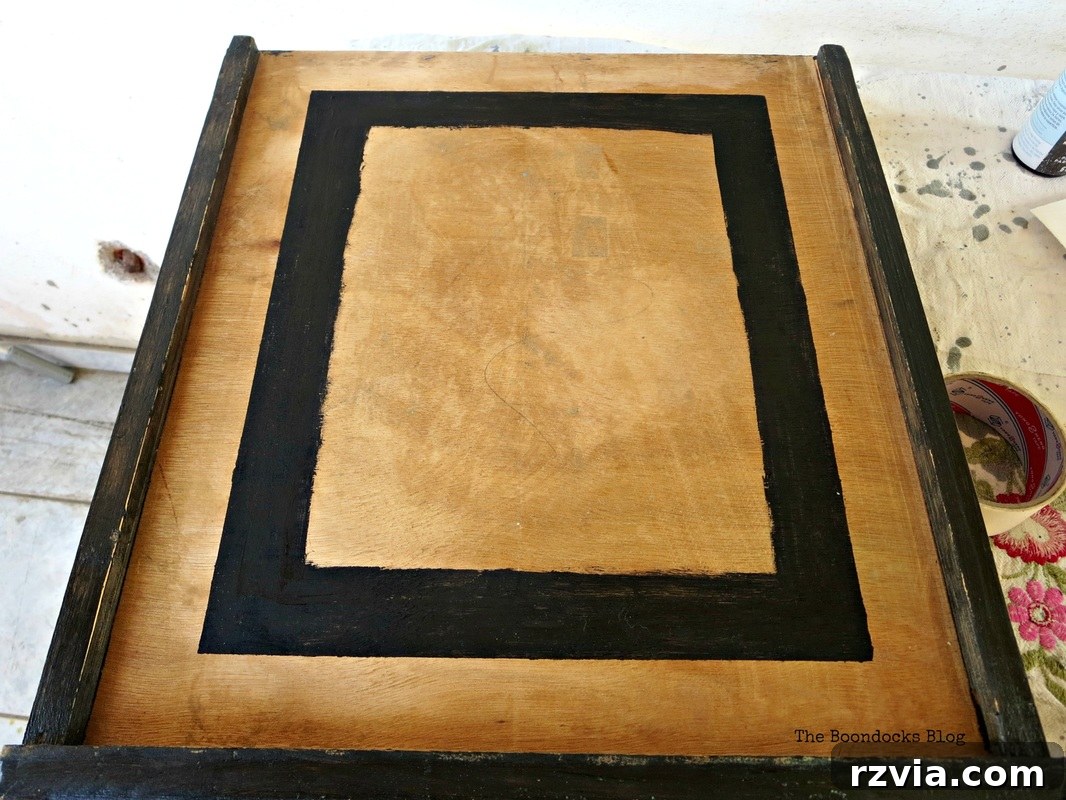 Painting the bottom, An Ancient Tray www.theboondocksblog.com